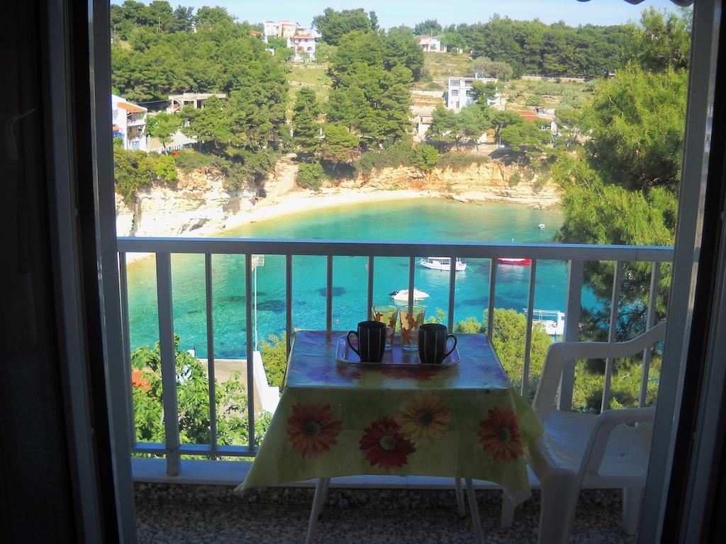 Magdalini Hotell Votsi  Rum bild