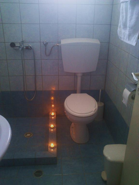 Magdalini Hotell Votsi  Exteriör bild