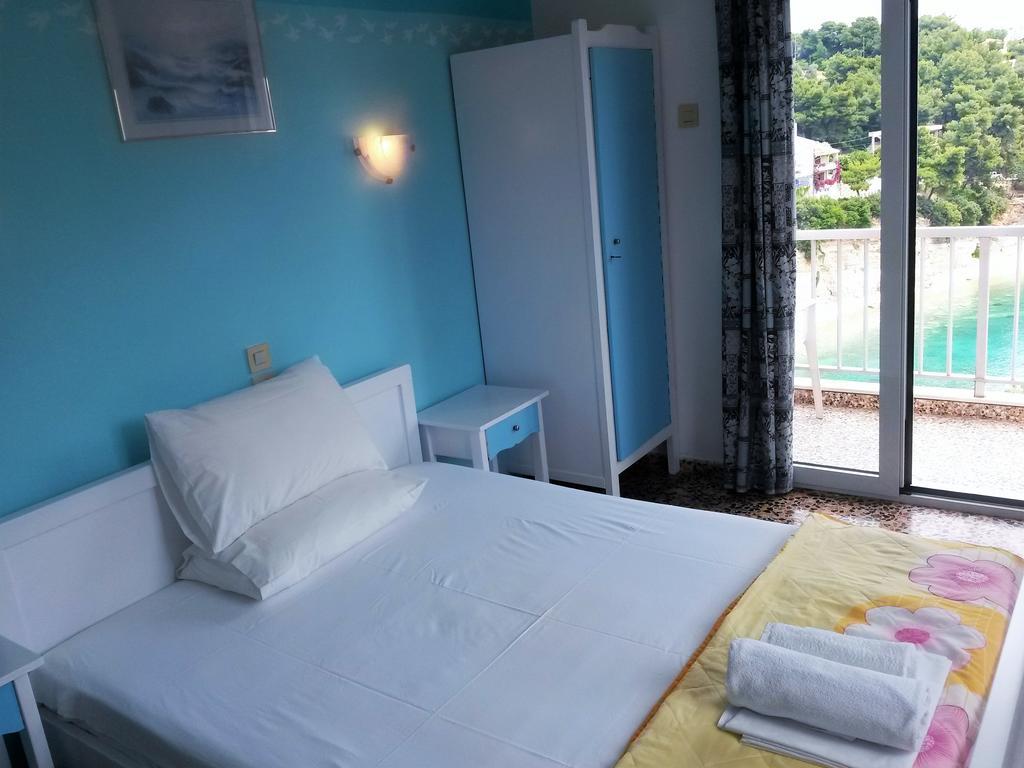 Magdalini Hotell Votsi  Exteriör bild
